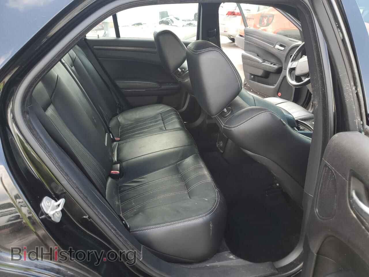 2014 CHRYSLER 300 - VIN: 2C3CCABG3EH352467 - Фото 10