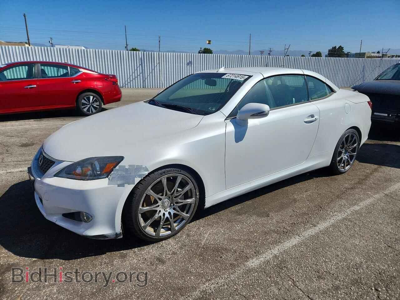 Photo JTHFE2C27B2506676 - LEXUS IS 2011