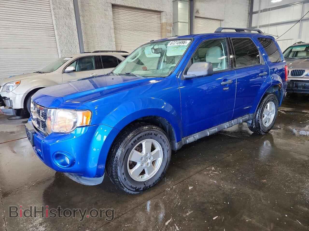 Photo 1FMCU0DG3BKB11010 - FORD ESCAPE 2011