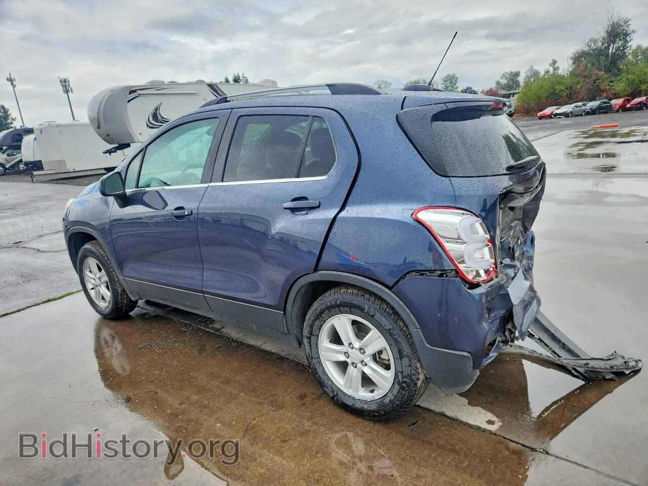 2018 CHEVROLET TRAX - VIN: 3GNCJPSB1JL329030 - Фото 2