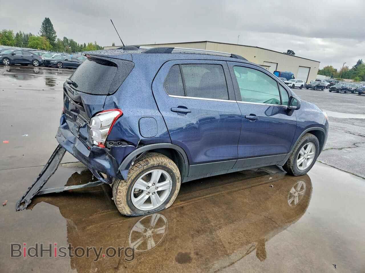 2018 CHEVROLET TRAX - VIN: 3GNCJPSB1JL329030 - Фото 3