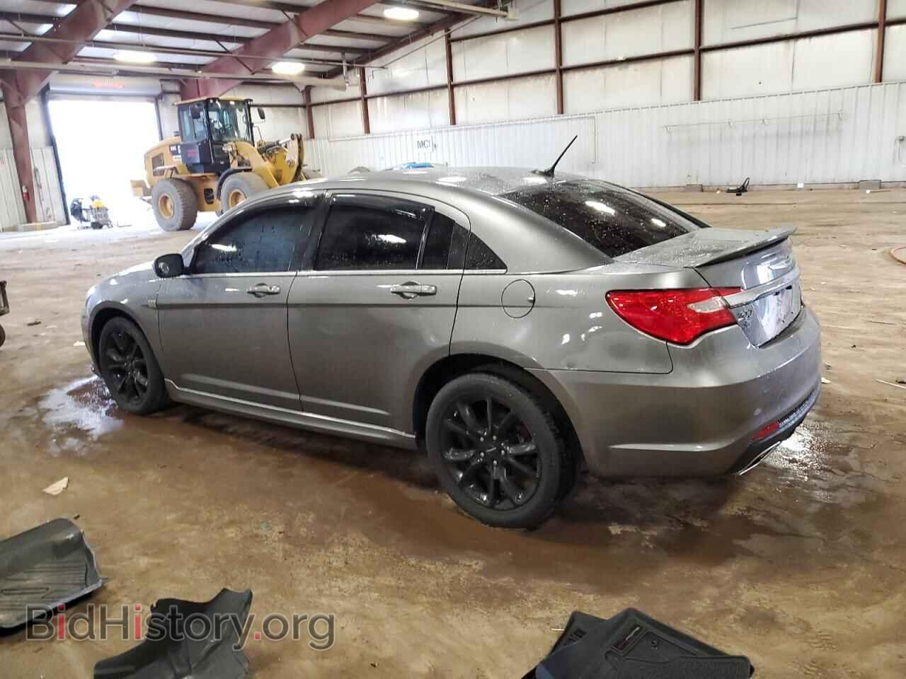2013 CHRYSLER 200 - VIN: 1C3CCBCG3DN719703 - Фото 2