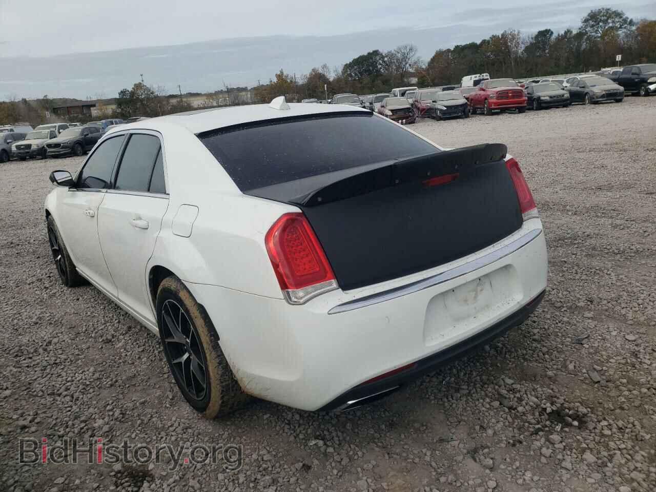 2015 CHRYSLER 300 - VIN: 2C3CCARG7FH838447 - Фото 3