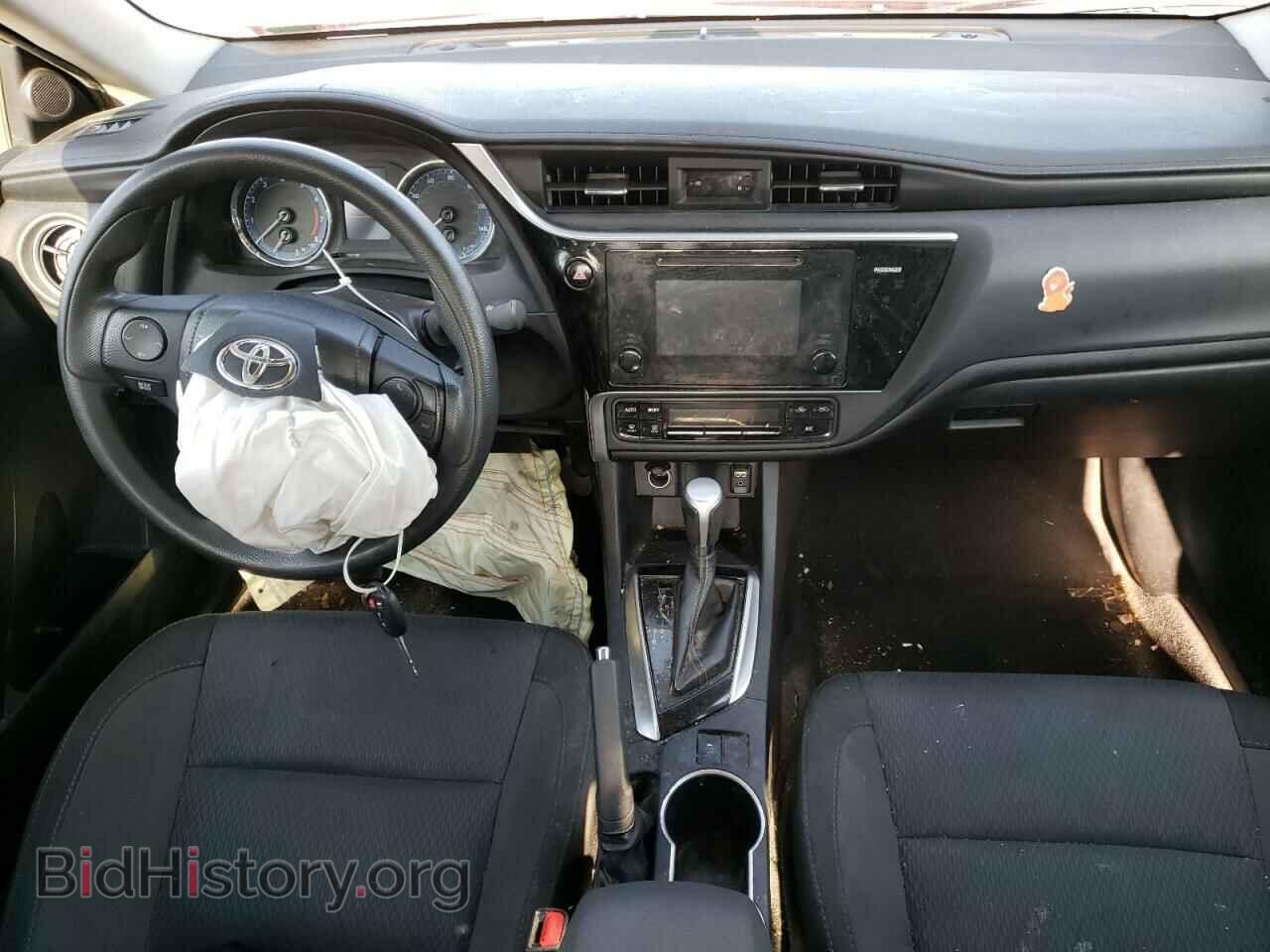 2017 TOYOTA COROLLA - VIN: 2T1BURHE2HC858993 - Фото 9