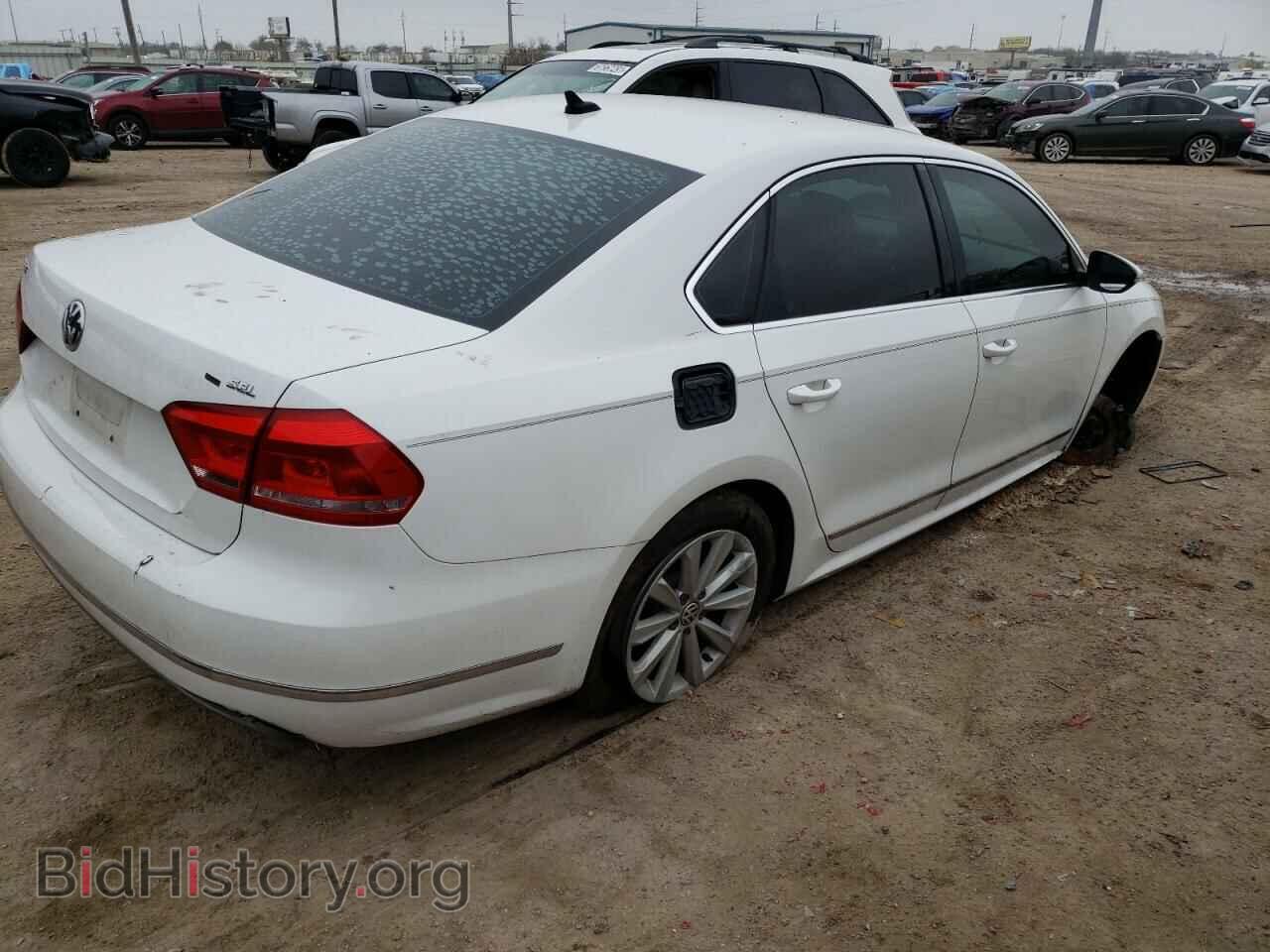 2012 VOLKSWAGEN PASSAT - VIN: 1VWCH7A34CC037771 - Фото 4
