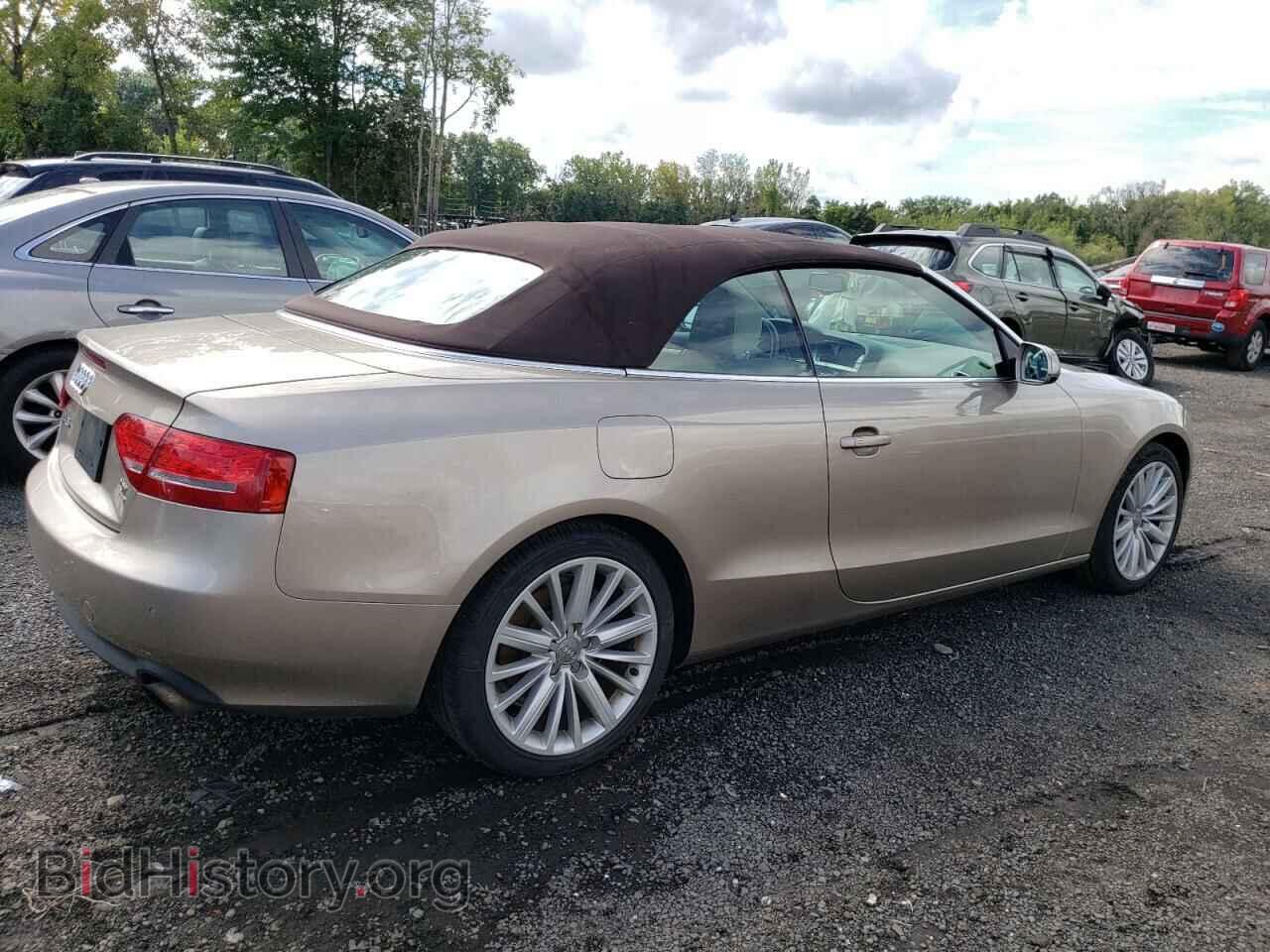 2011 AUDI A5 - VIN: WAULFAFH1BN004012 - Фото 3