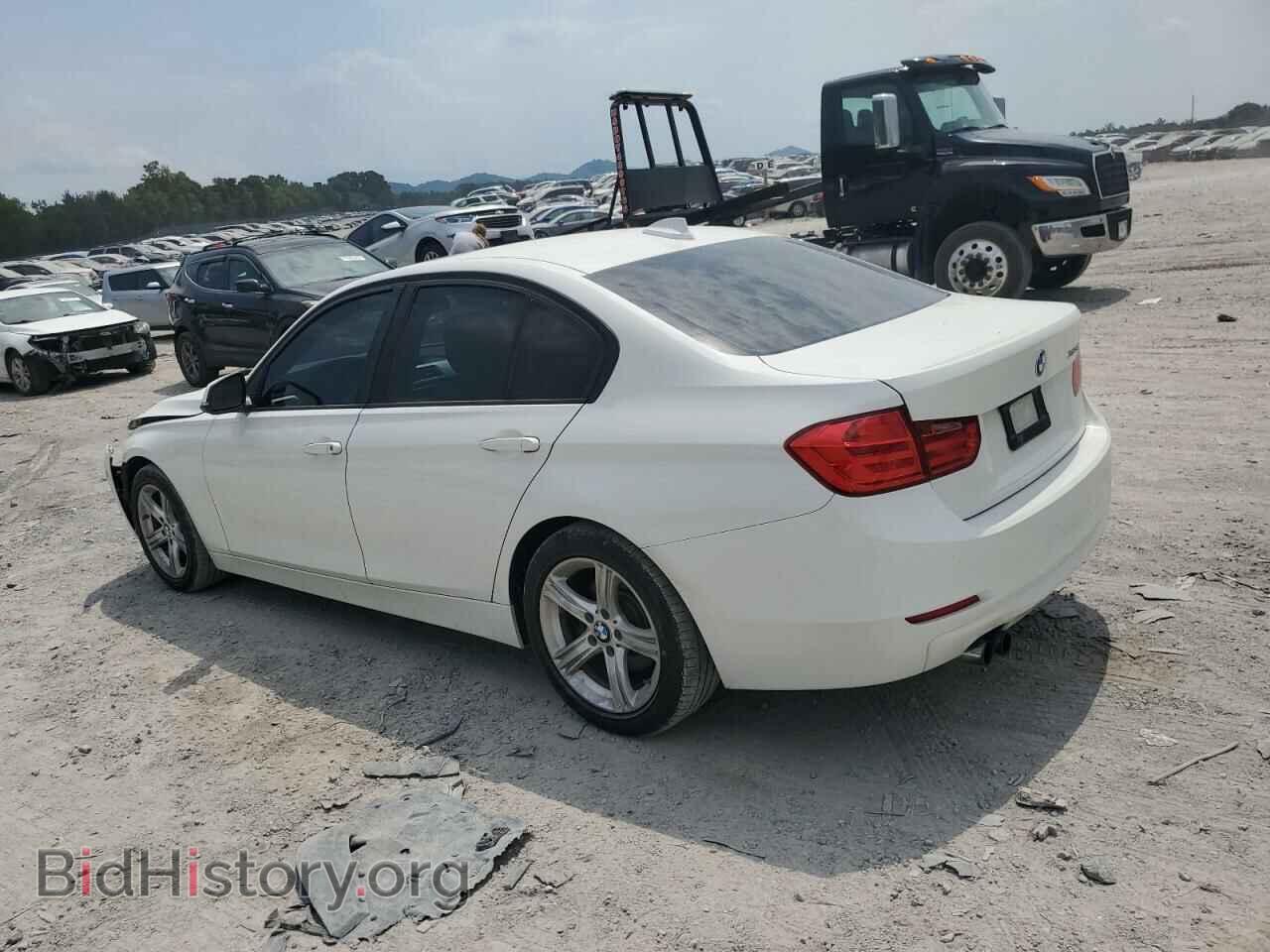 2012 BMW 3 SERIES - VIN: WBA3A5C51CF257357 - Фото 2