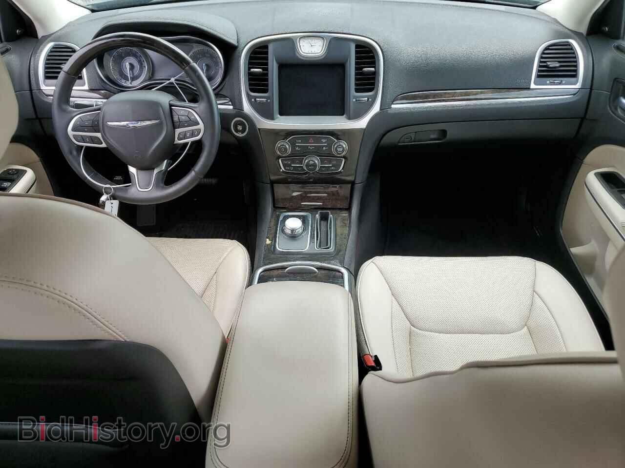 2018 CHRYSLER 300 - VIN: 2C3CCAEG4JH296299 - Фото 8