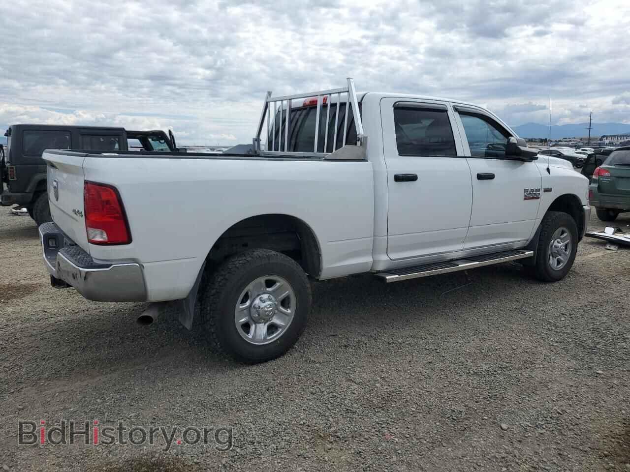 2015 RAM All Models - VIN: 3C6UR5CJ1FG673268 - Photo 3
