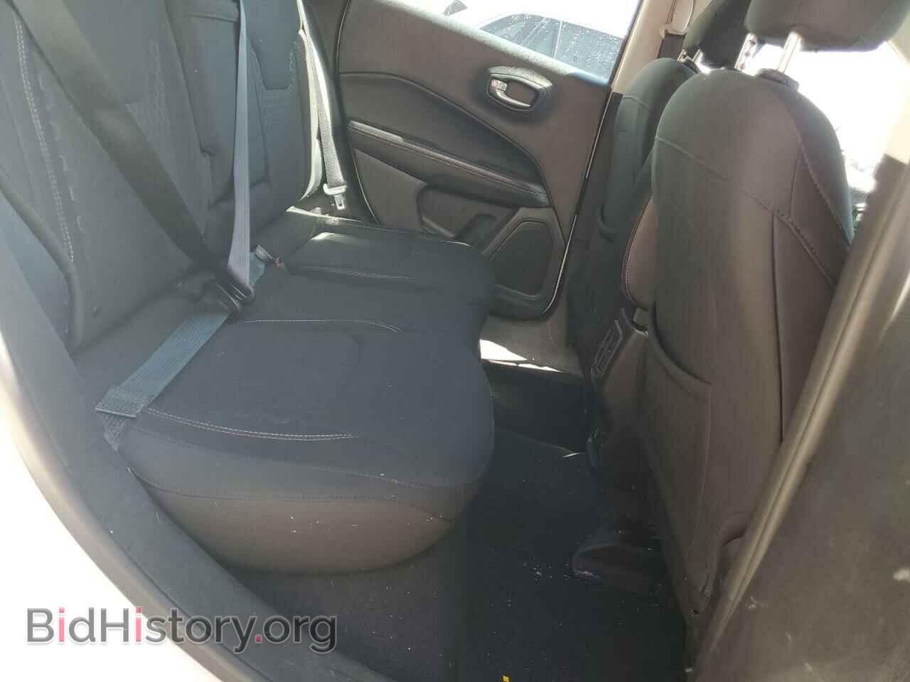 2018 JEEP COMPASS - VIN: 3C4NJCAB8JT318859 - Фото 11