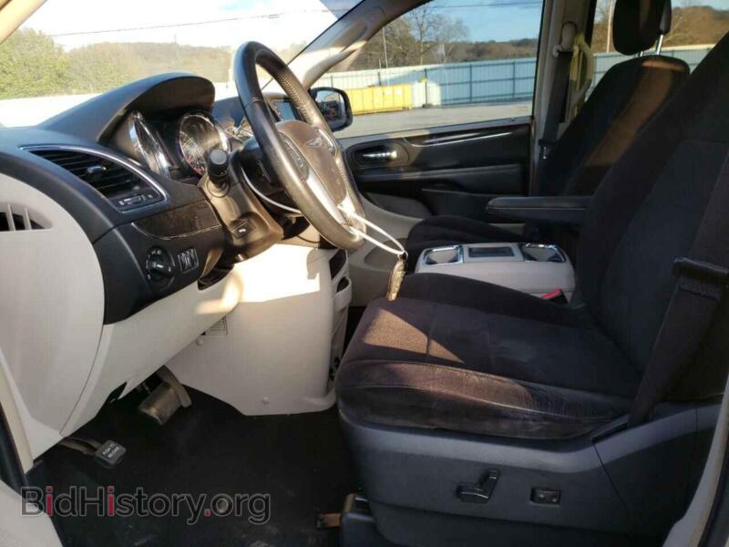 2011 Chrysler MINIVAN (VIN 2A4RR5DG9BR605039) — photo 7 of 14