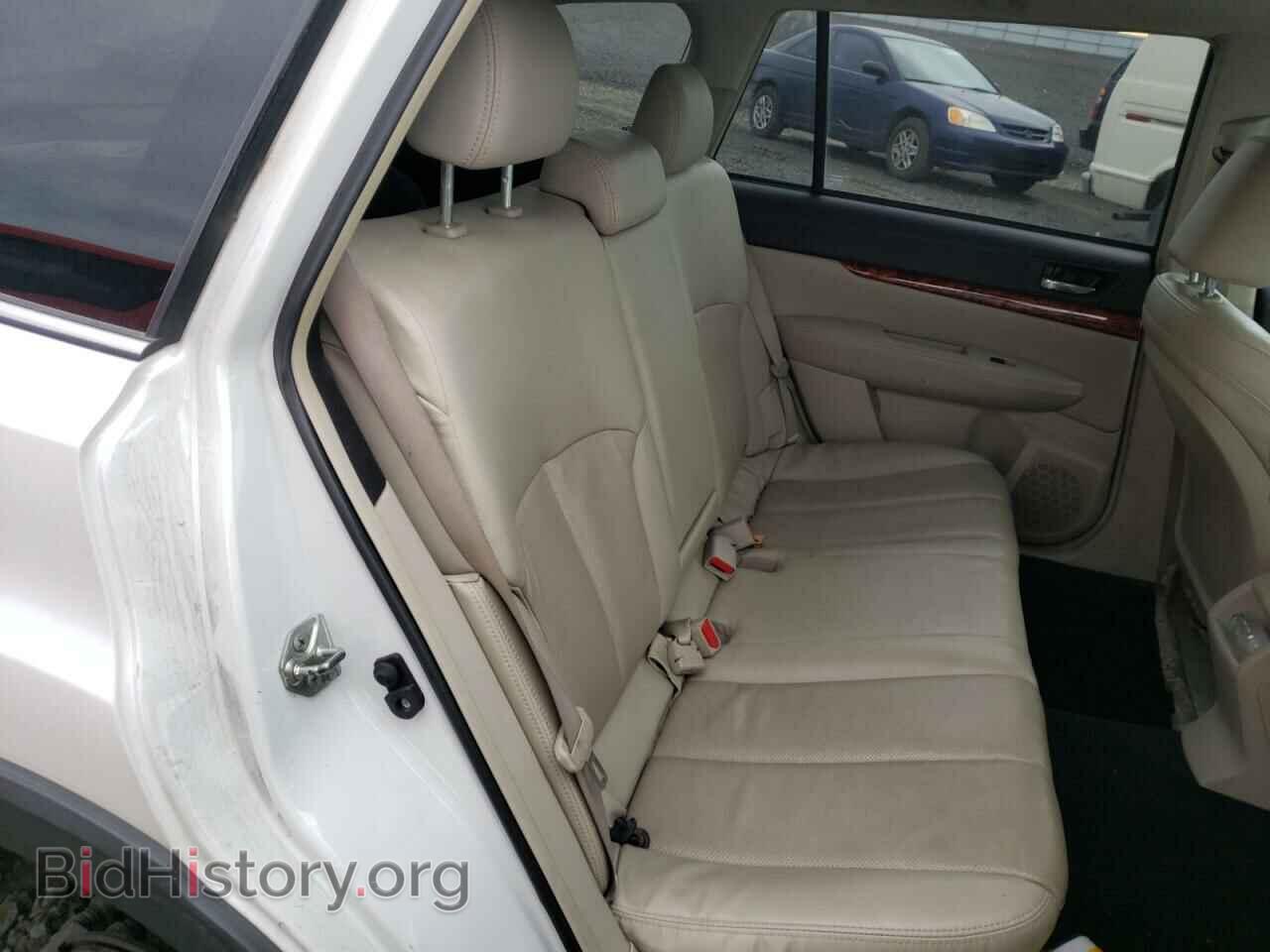 2011 SUBARU OUTBACK - VIN: 4S4BRBLCXB3378985 - Фото 6