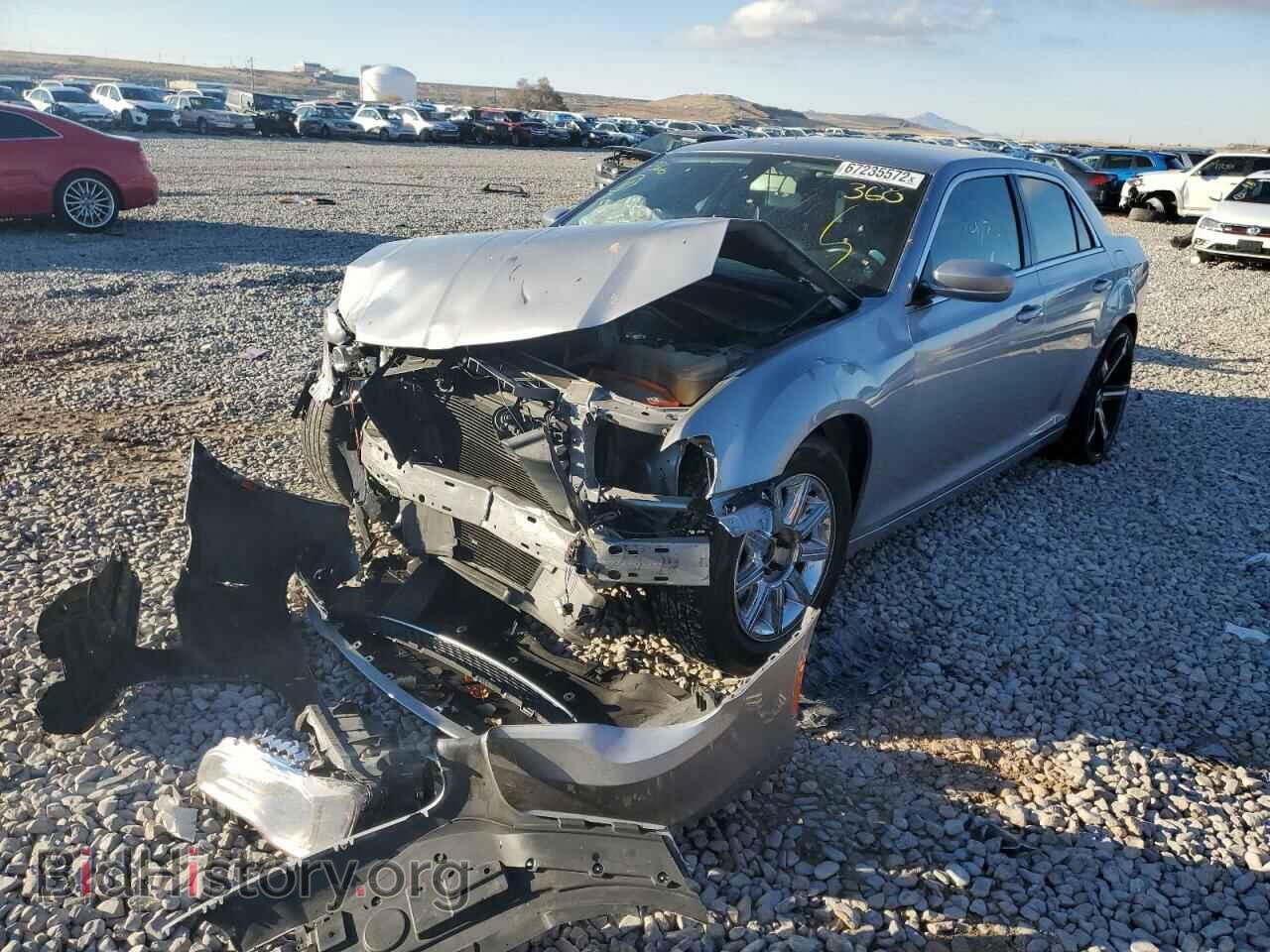 2017 CHRYSLER 300 - VIN: 2C3CCAAG6HH584535 - Фото 2