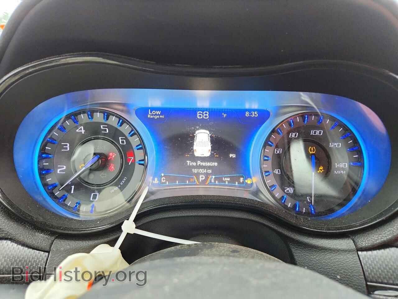 2015 CHRYSLER 300 - VIN: 2C3CCAGGXFH883109 - Фото 9