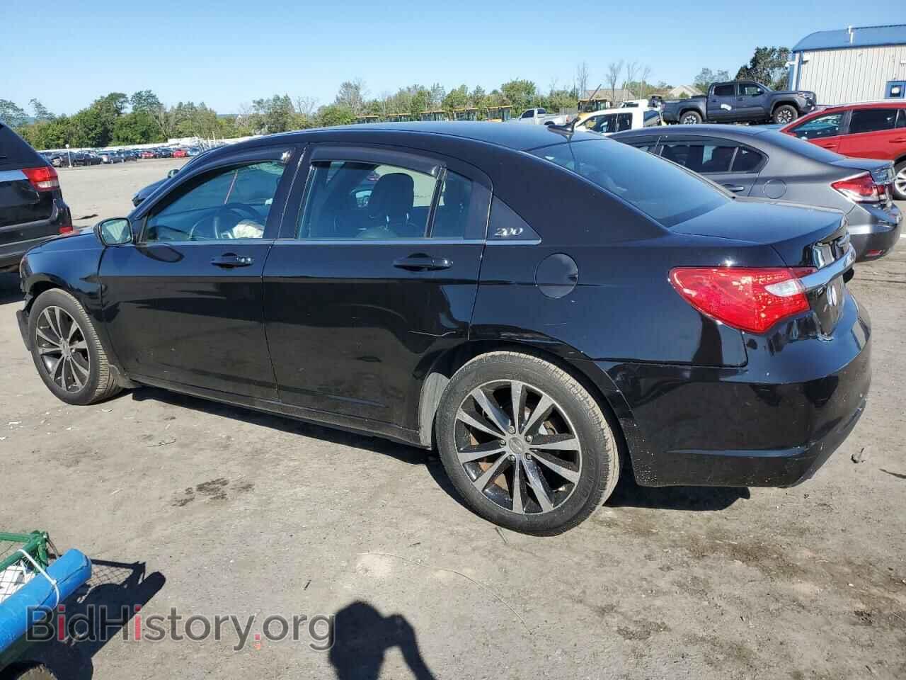 2012 CHRYSLER 200 - VIN: 1C3CCBHG6CN306973 - Фото 2