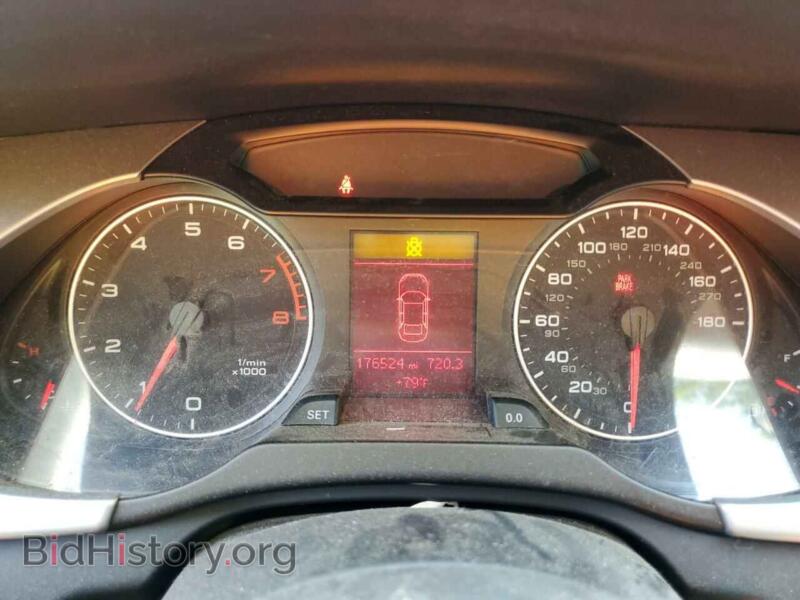 2011 Audi A4 (VIN WAUDFAFL1BN053445) — photo 9 of 12