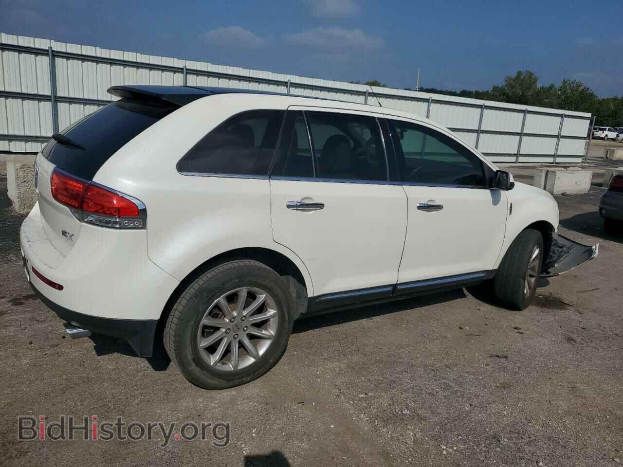 2011 LINCOLN MKX - VIN: 2LMDJ6JK5BBJ34666 - Photo 3