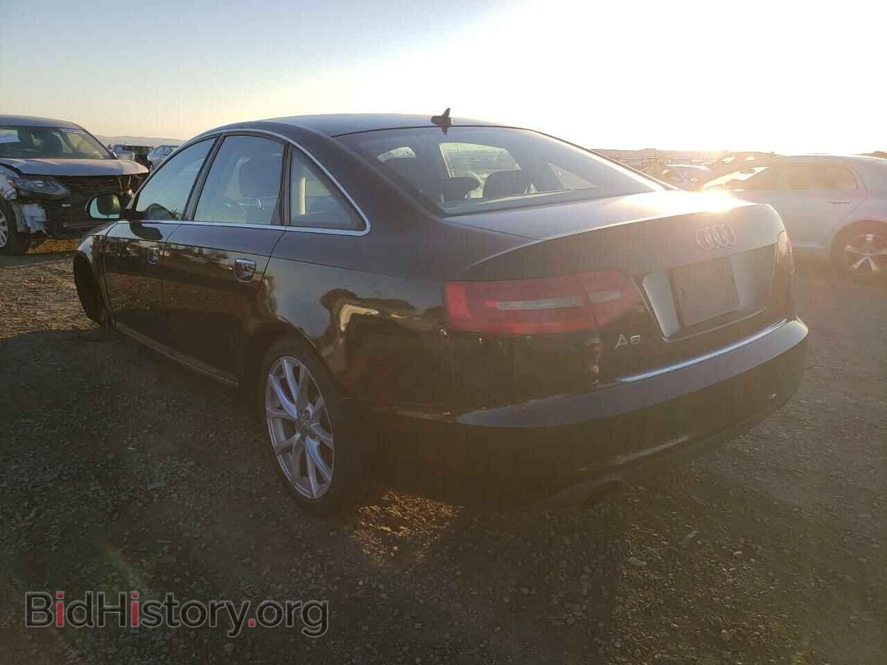 2010 AUDI A6 - VIN: WAUEKAFB3AN012076 - Фото 2