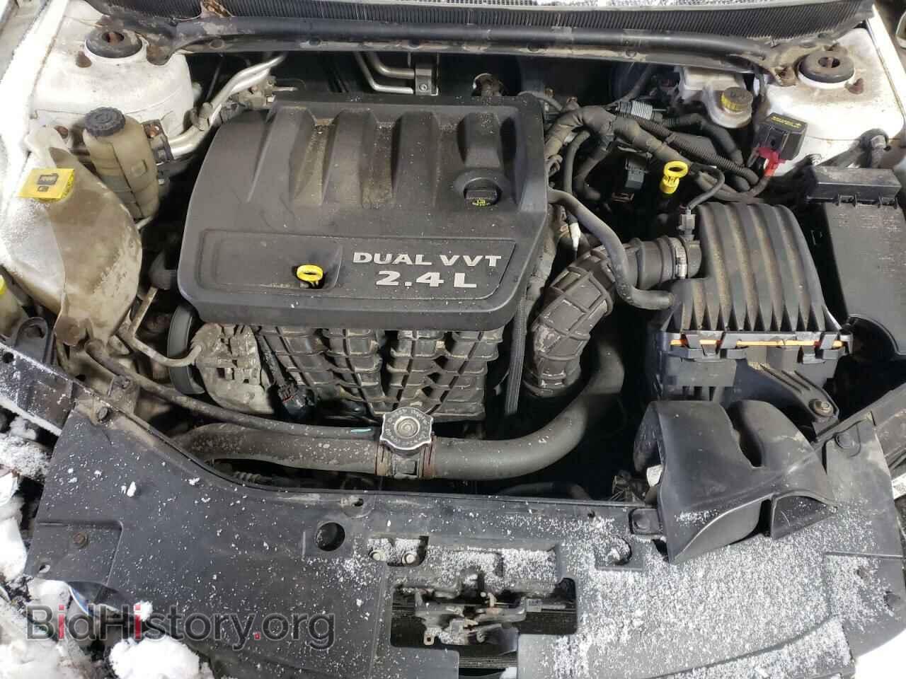 2013 CHRYSLER 200 - VIN: 1C3CCBAB0DN634552 - Фото 11