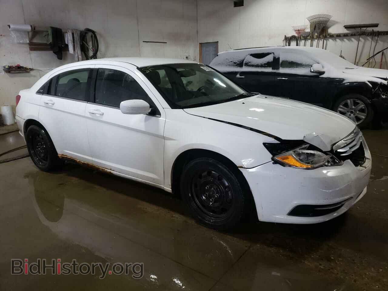 2013 CHRYSLER 200 - VIN: 1C3CCBAB0DN634552 - Фото 4