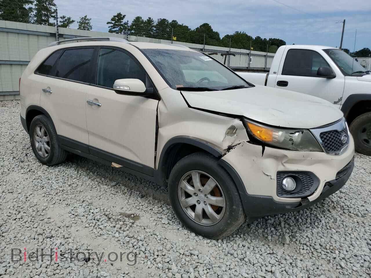 2011 KIA SORENTO - VIN: 5XYKT4A1XBG084954 - Фото 4
