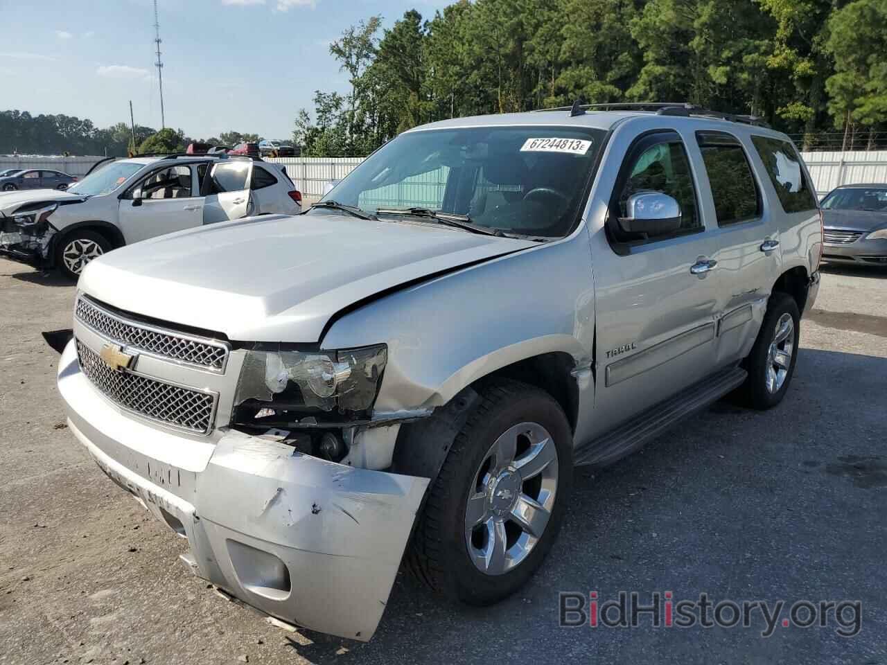 Photo 1GNSCAE01BR293847 - CHEVROLET TAHOE 2011