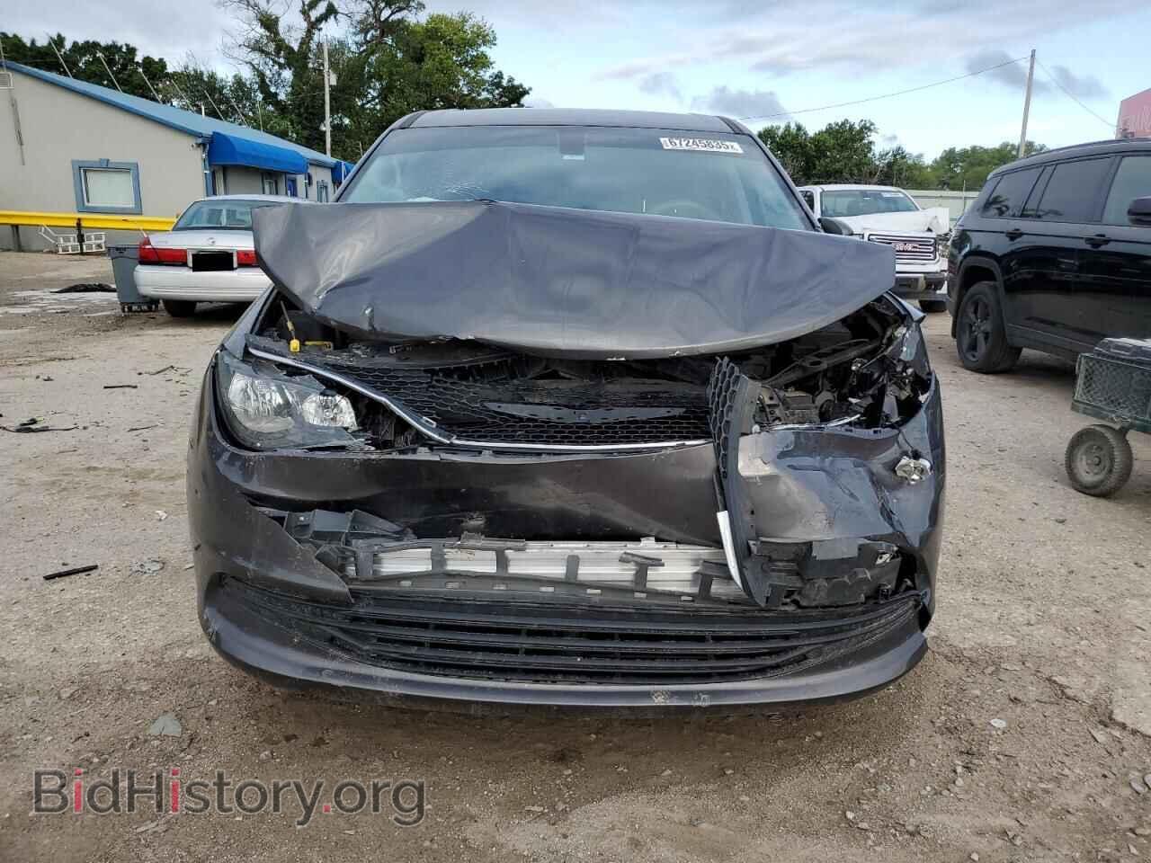 2017 CHRYSLER PACIFICA - VIN: 2C4RC1DGXHR655019 - Photo 5
