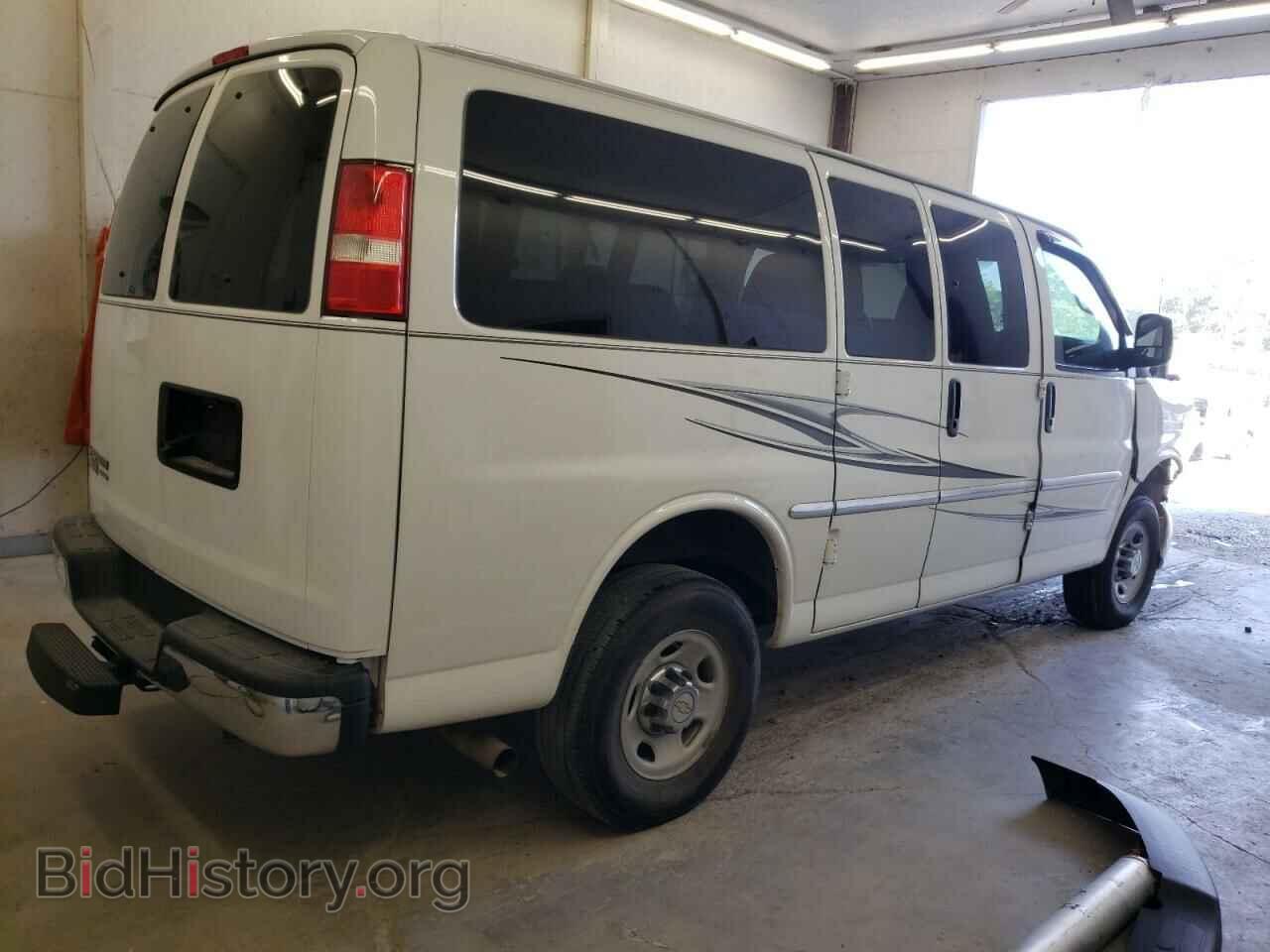 2015 CHEVROLET EXPRESS - VIN: 1GNWGRFF5F1196470 - Фото 3