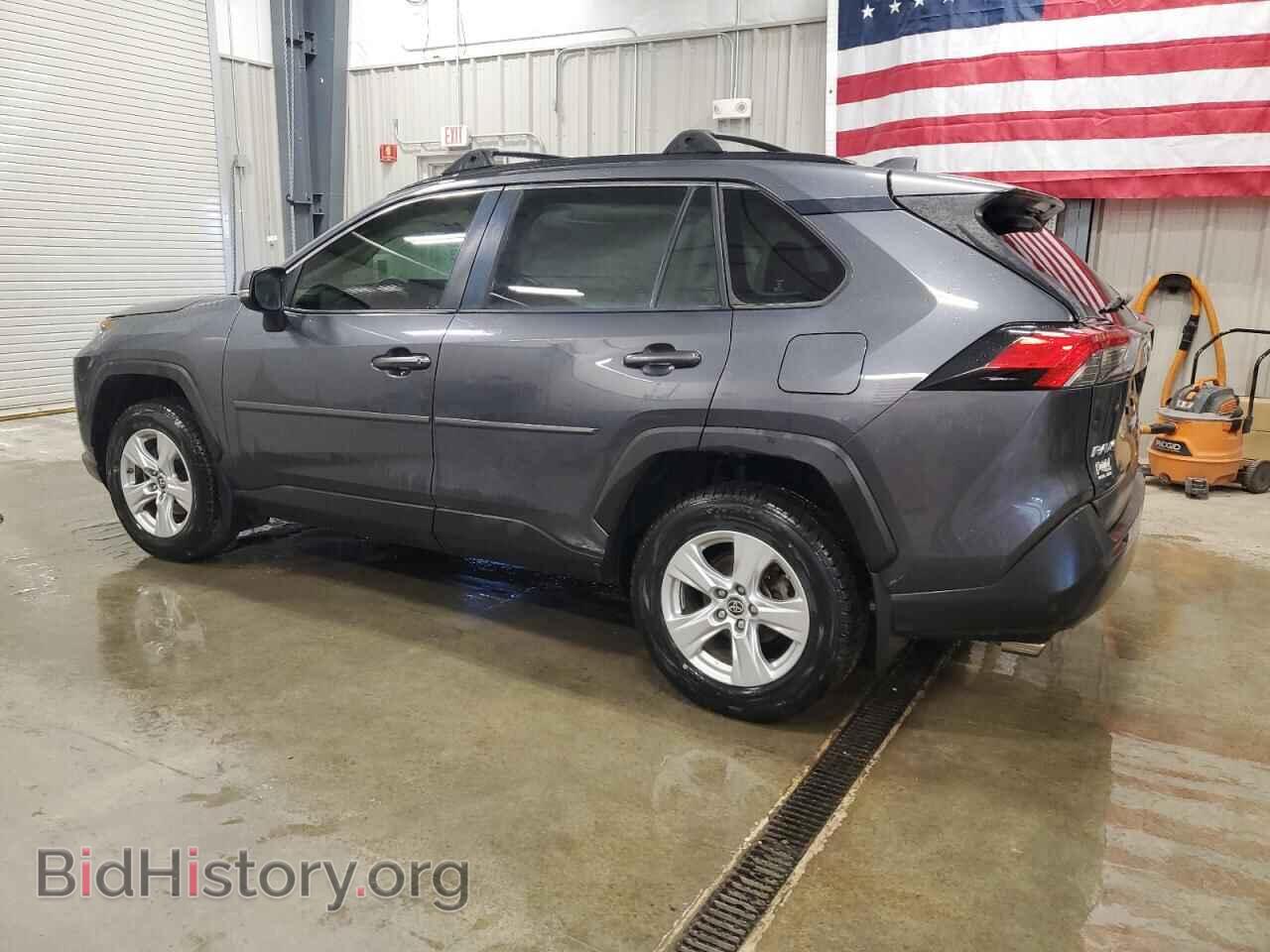 2019 TOYOTA RAV4 - VIN: JTMP1RFV0KD047057 - Фото 2
