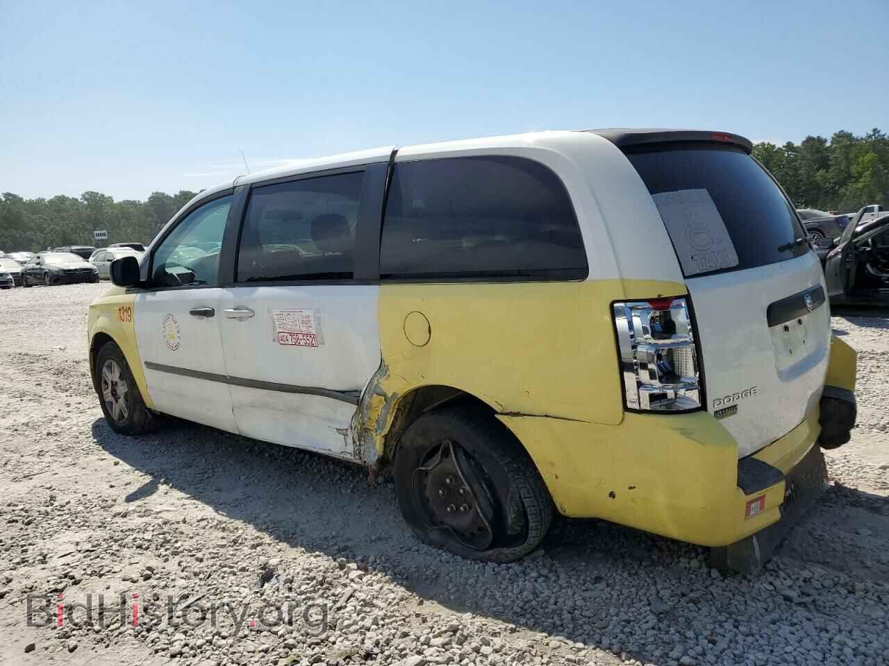 2010 DODGE CARAVAN - VIN: 2D4RN1AE0AR263835 - Photo 2