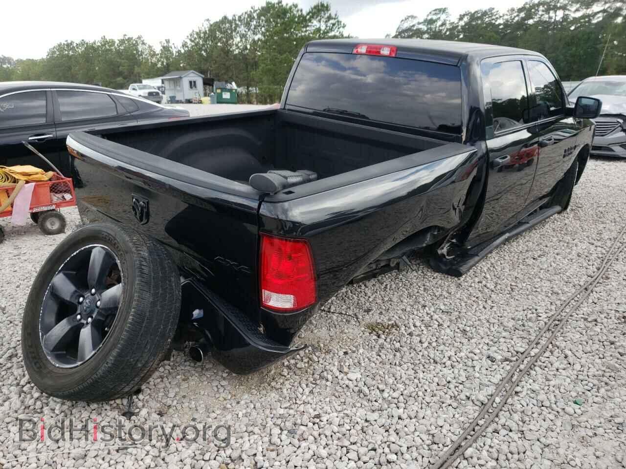 2017 RAM 1500 - VIN: 3C6RR7KT5HG582608 - Фото 4