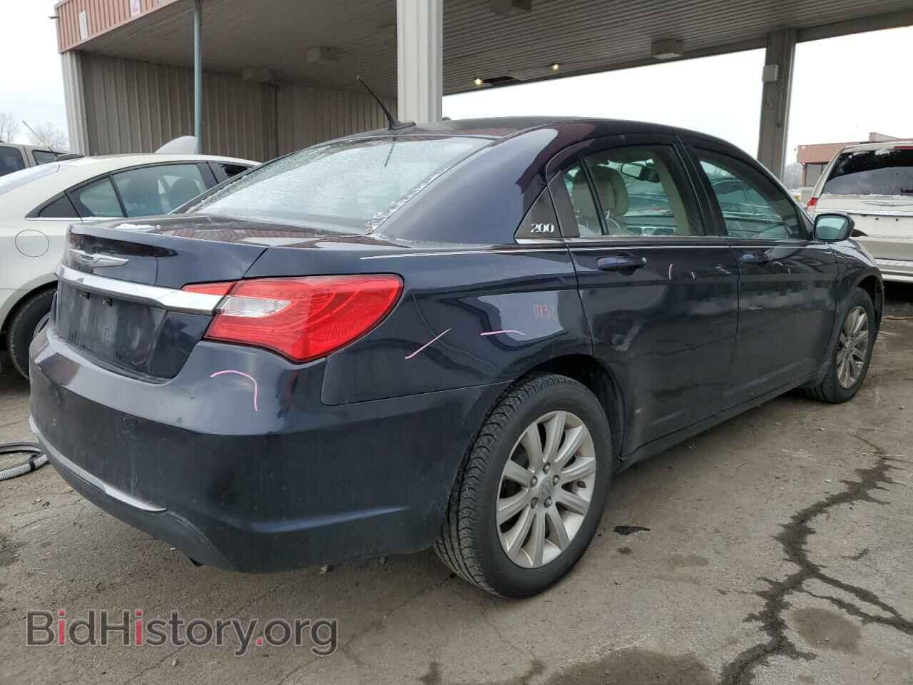 2011 CHRYSLER 200 - VIN: 1C3BC1FB8BN590151 - Фото 3