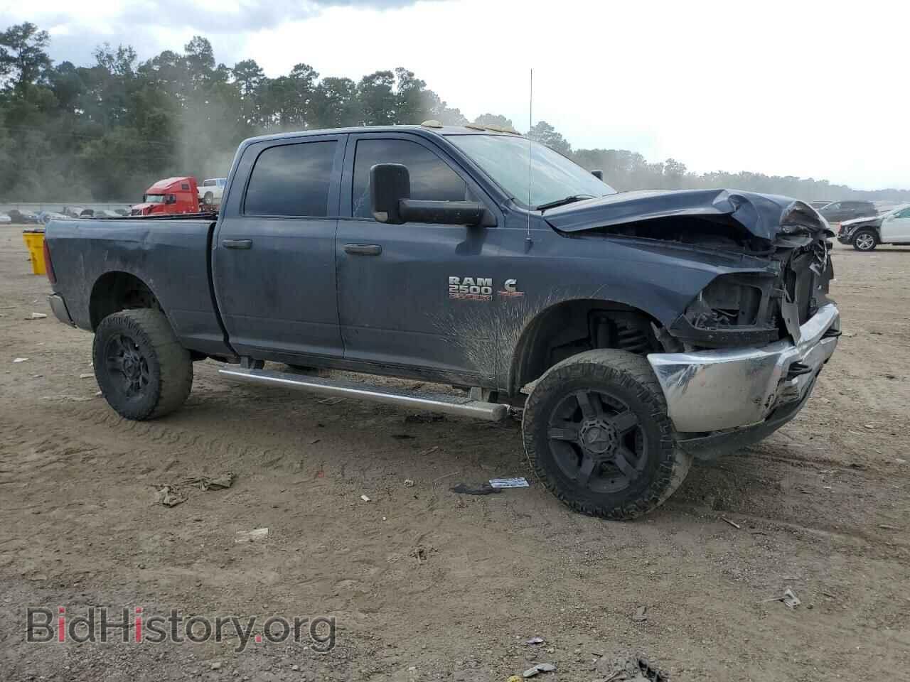 2015 RAM All Models - VIN: 3C6UR5CL0FG601432 - Photo 4