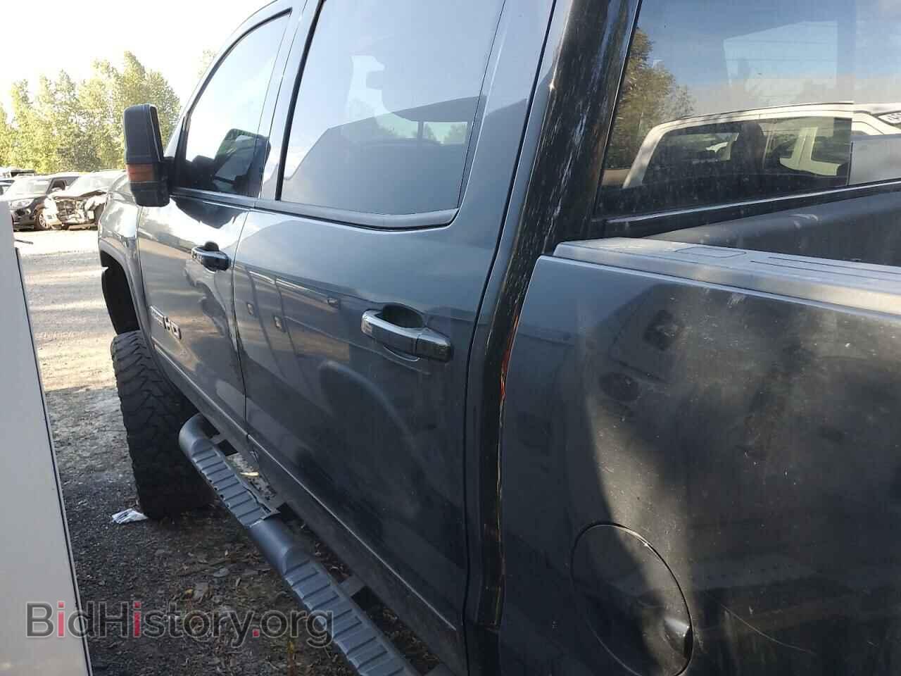 2018 GMC SIERRA - VIN: 1GT12TEY0JF122144 - Фото 2