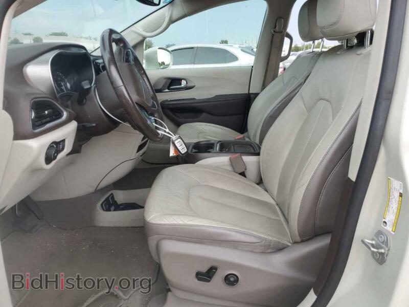 2019 Chrysler PACIFICA (VIN 2C4RC1BG8KR705135) — фото 7 из 13