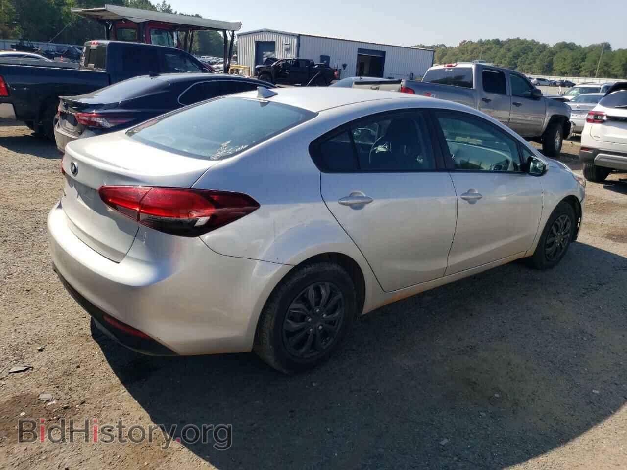 2017 KIA FORTE - VIN: 3KPFK4A77HE030607 - Photo 3