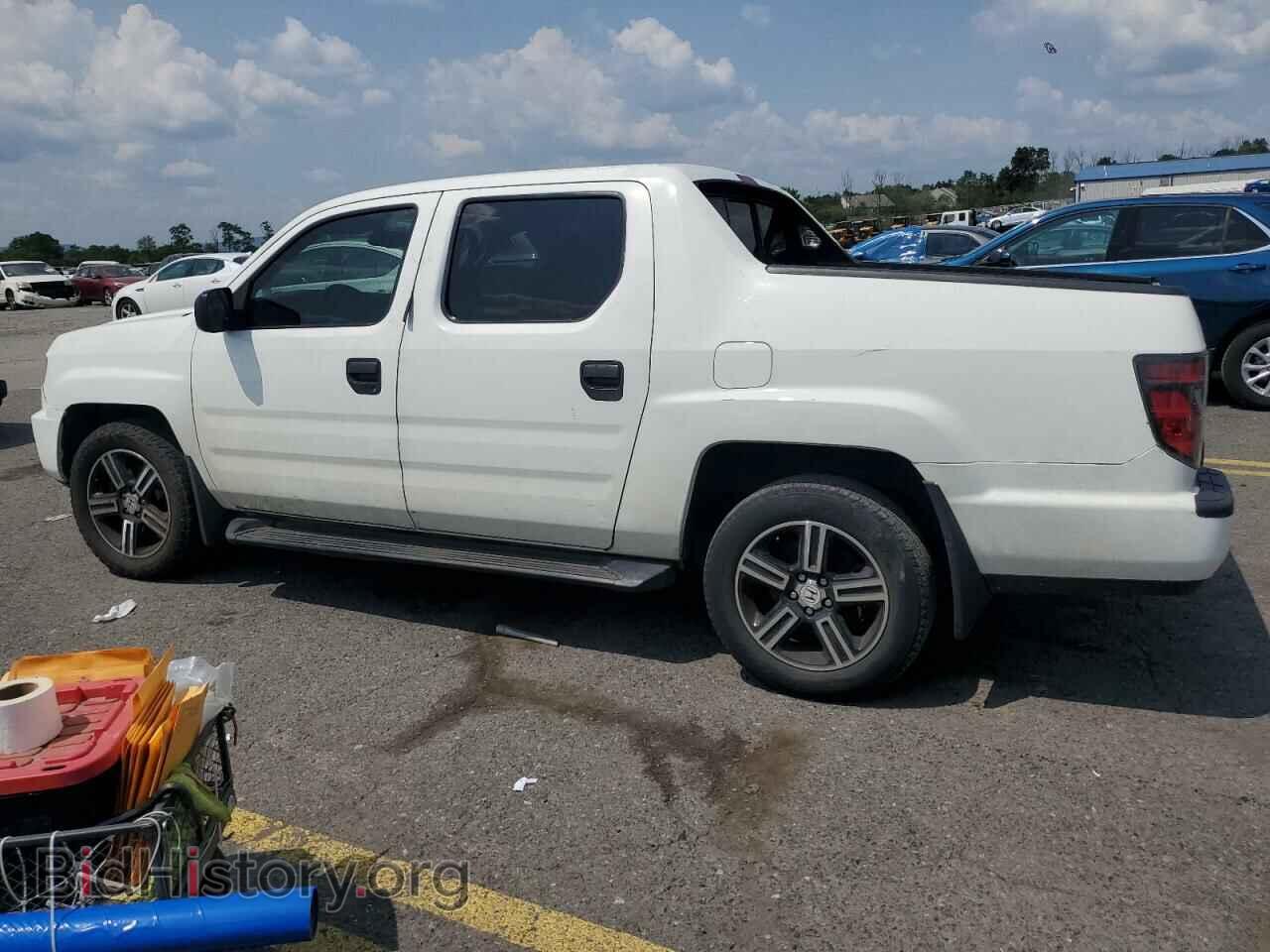 2013 HONDA RIDGELINE - VIN: 5FPYK1F70DB004989 - Фото 2