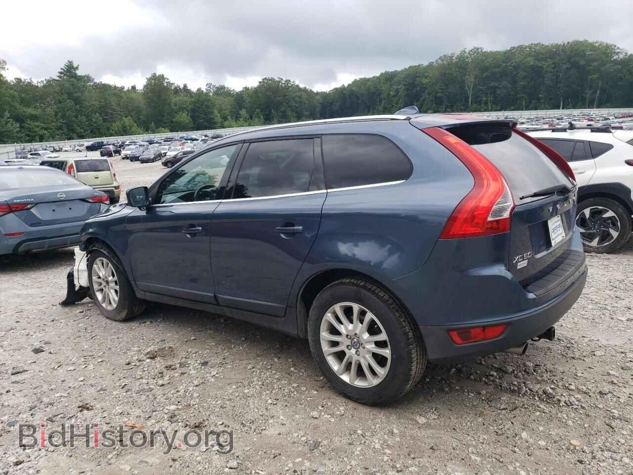 2010 VOLVO XC60 - VIN: YV4992DZ2A2124498 - Фото 2