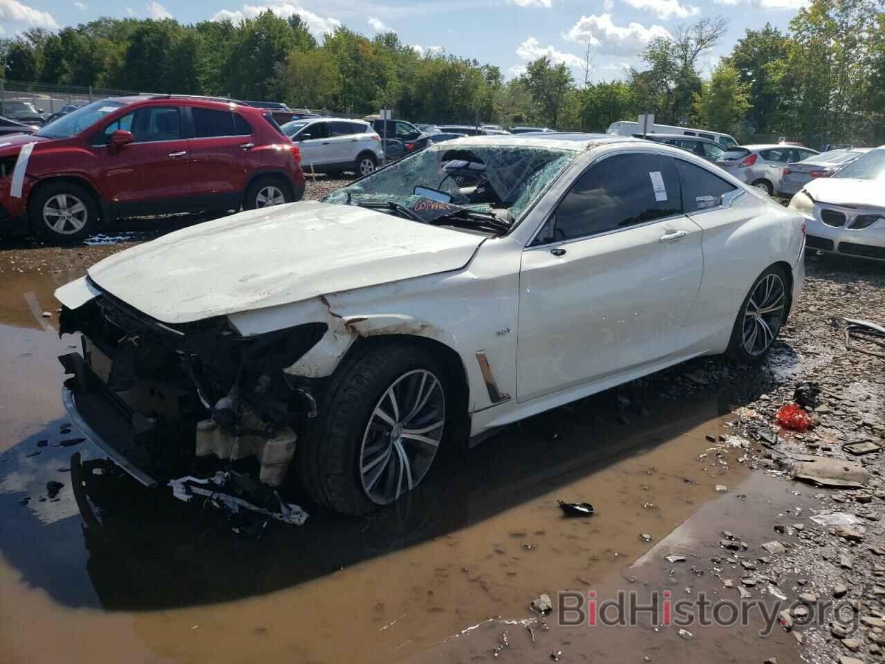 Photo JN1EV7EL1JM392082 - INFINITI Q60 2018