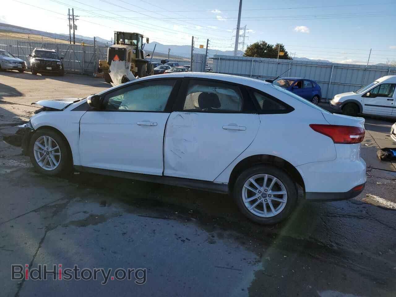 2017 FORD FOCUS - VIN: 1FADP3F21HL304882 - Фото 2