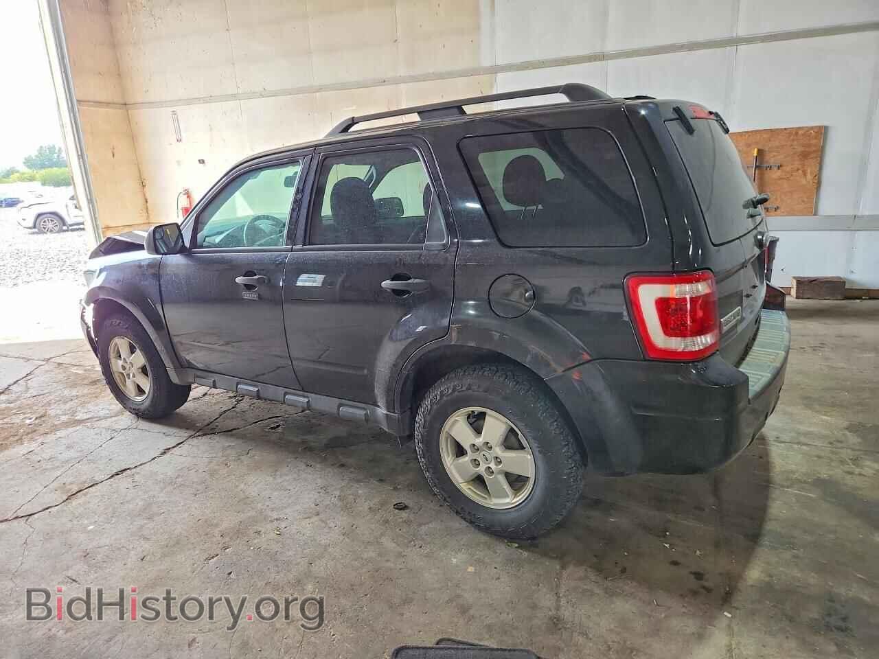 2011 FORD ESCAPE - VIN: 1FMCU0DG7BKA86676 - Photo 2