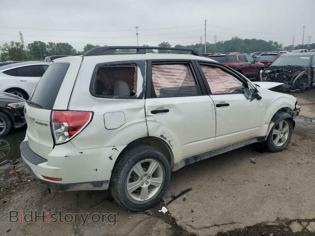 2011 SUBARU FORESTER - VIN: JF2SHBBC2BH720703 - Фото 3