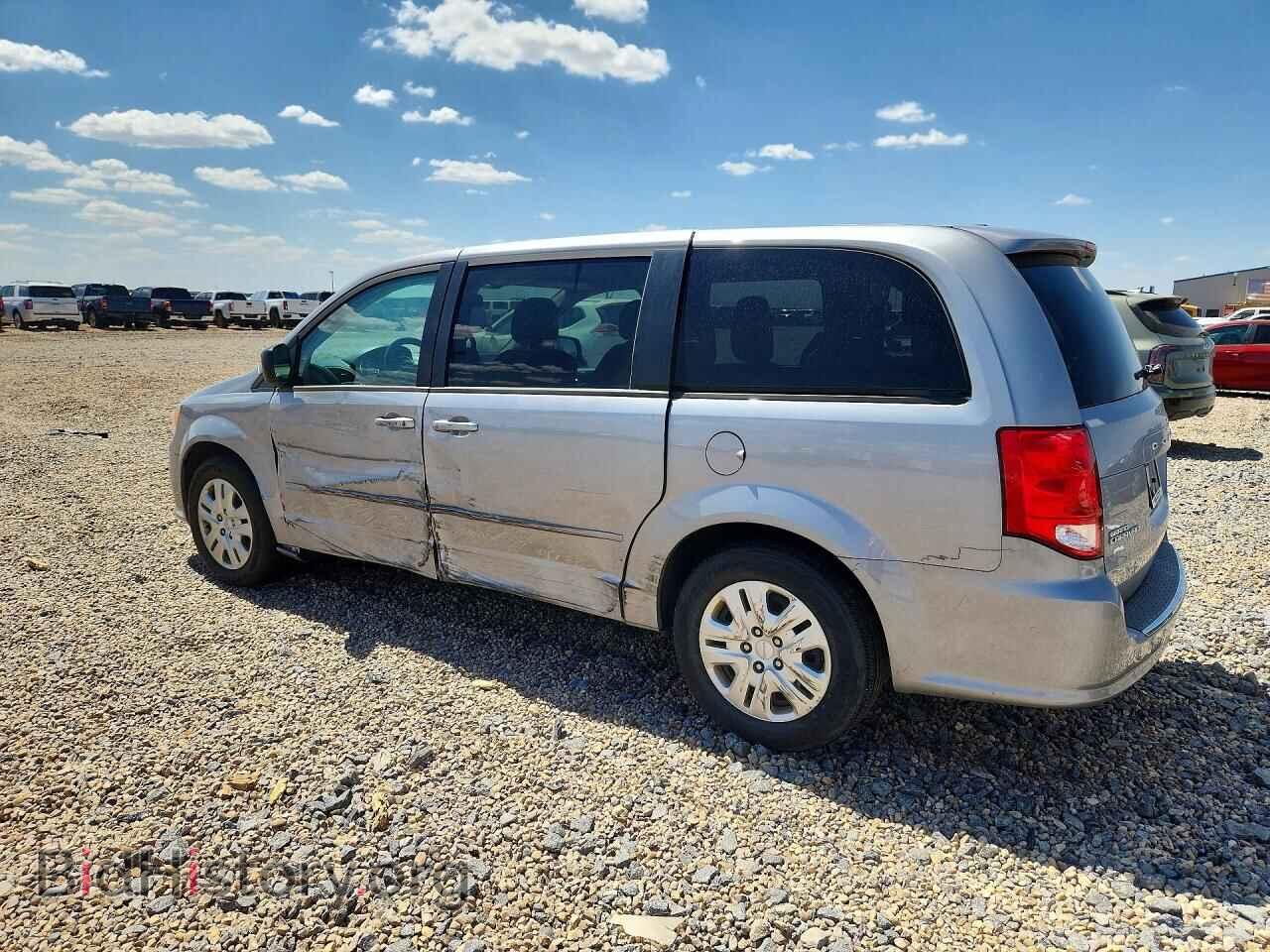 2017 DODGE CARAVAN - VIN: 2C4RDGBG7HR762418 - Photo 2