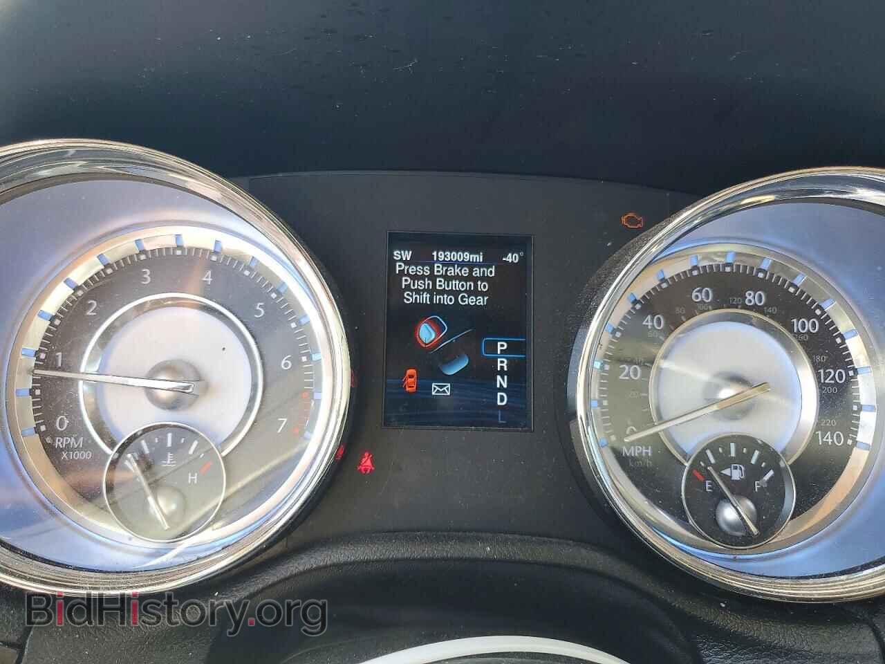 2013 CHRYSLER 300 - VIN: 2C3CCAAG4DH565752 - Photo 9