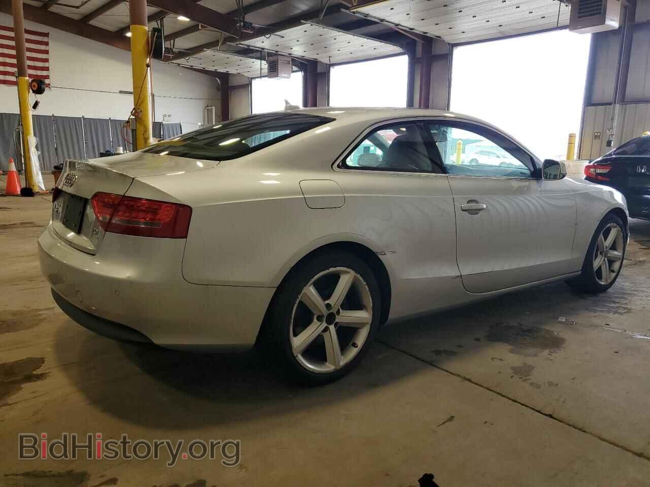 2010 AUDI A5 - VIN: WAULFAFR8AA052699 - Фото 3