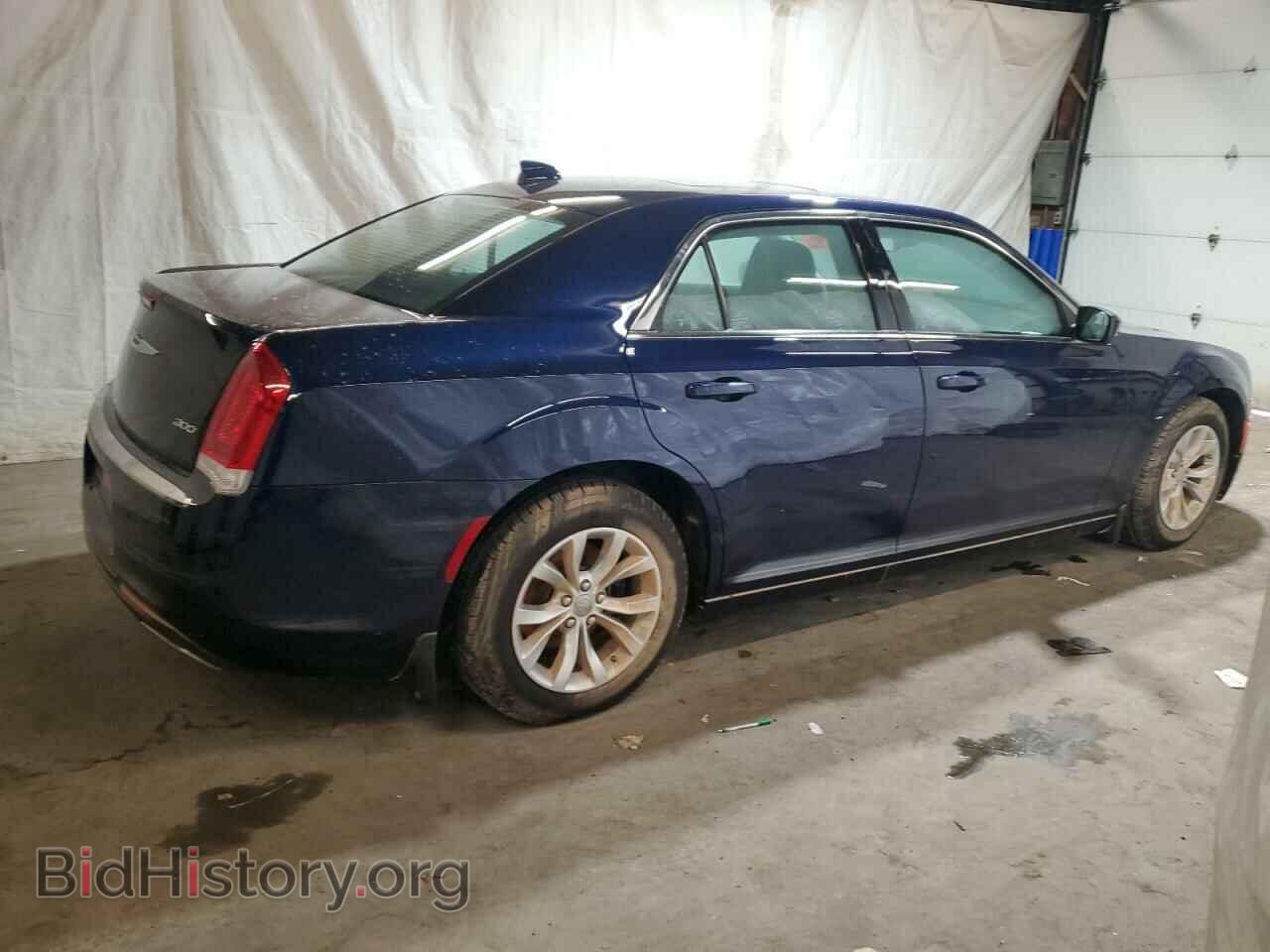 2016 CHRYSLER 300 - VIN: 2C3CCAAG4GH111991 - Фото 3