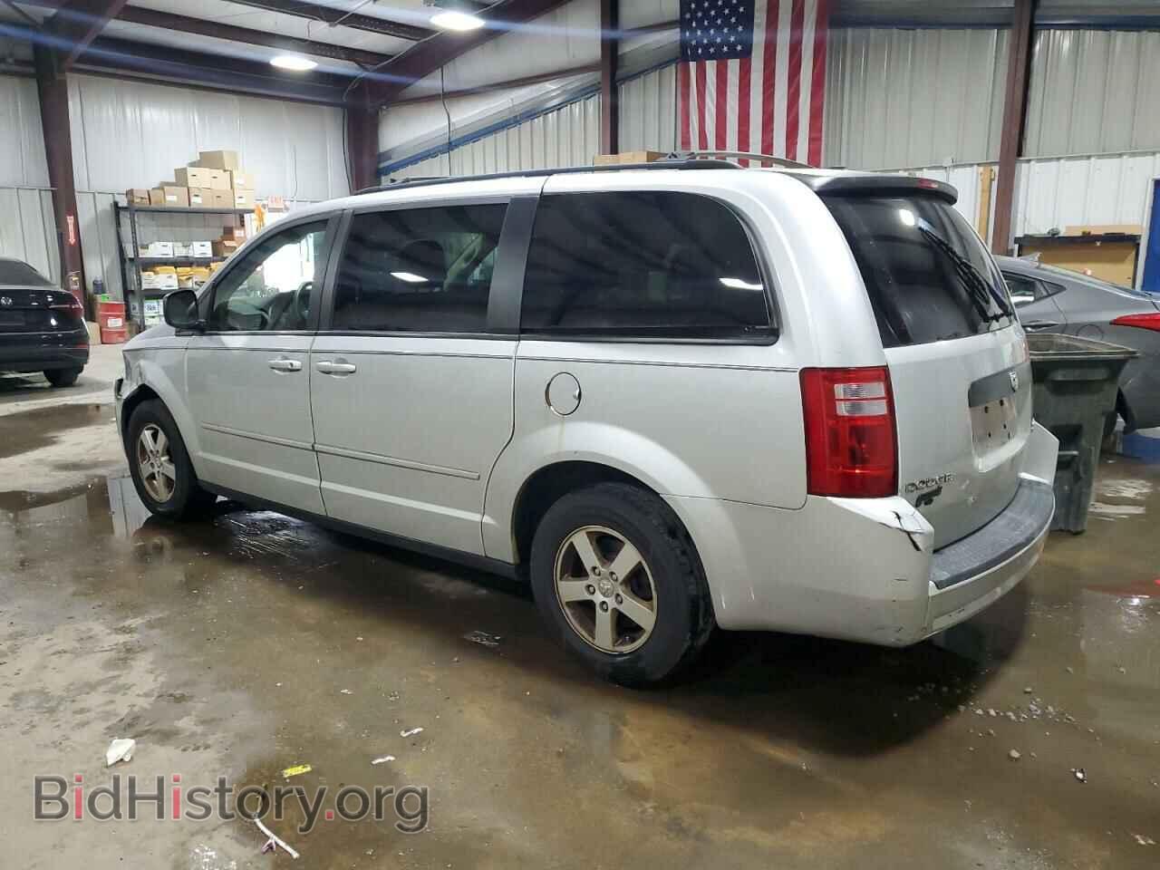 2010 DODGE CARAVAN - VIN: 2D4RN3D15AR349713 - Фото 2