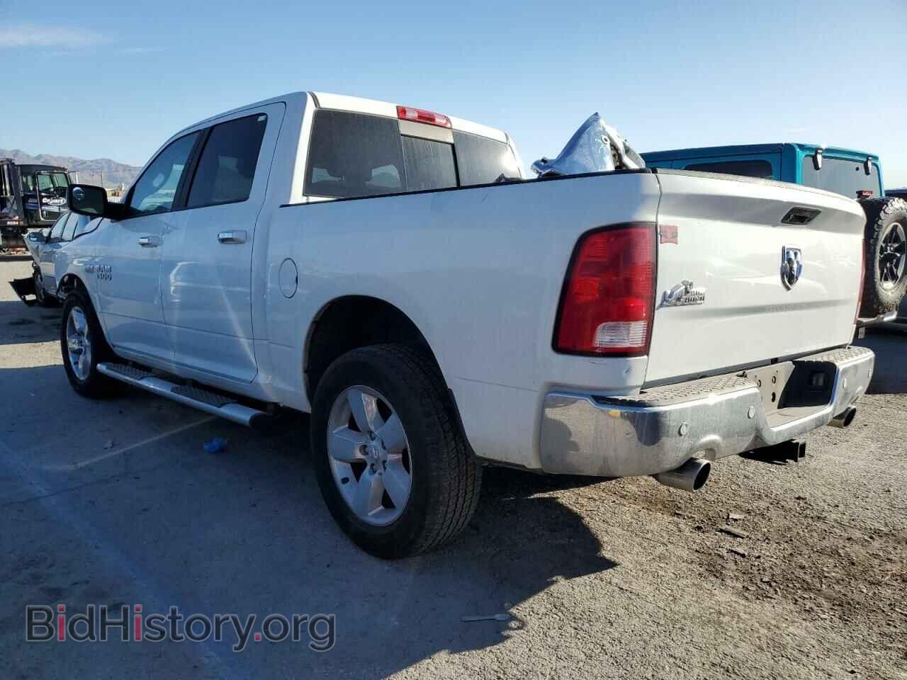 2016 RAM 1500 - VIN: 3C6RR6LT5GG376504 - Фото 2