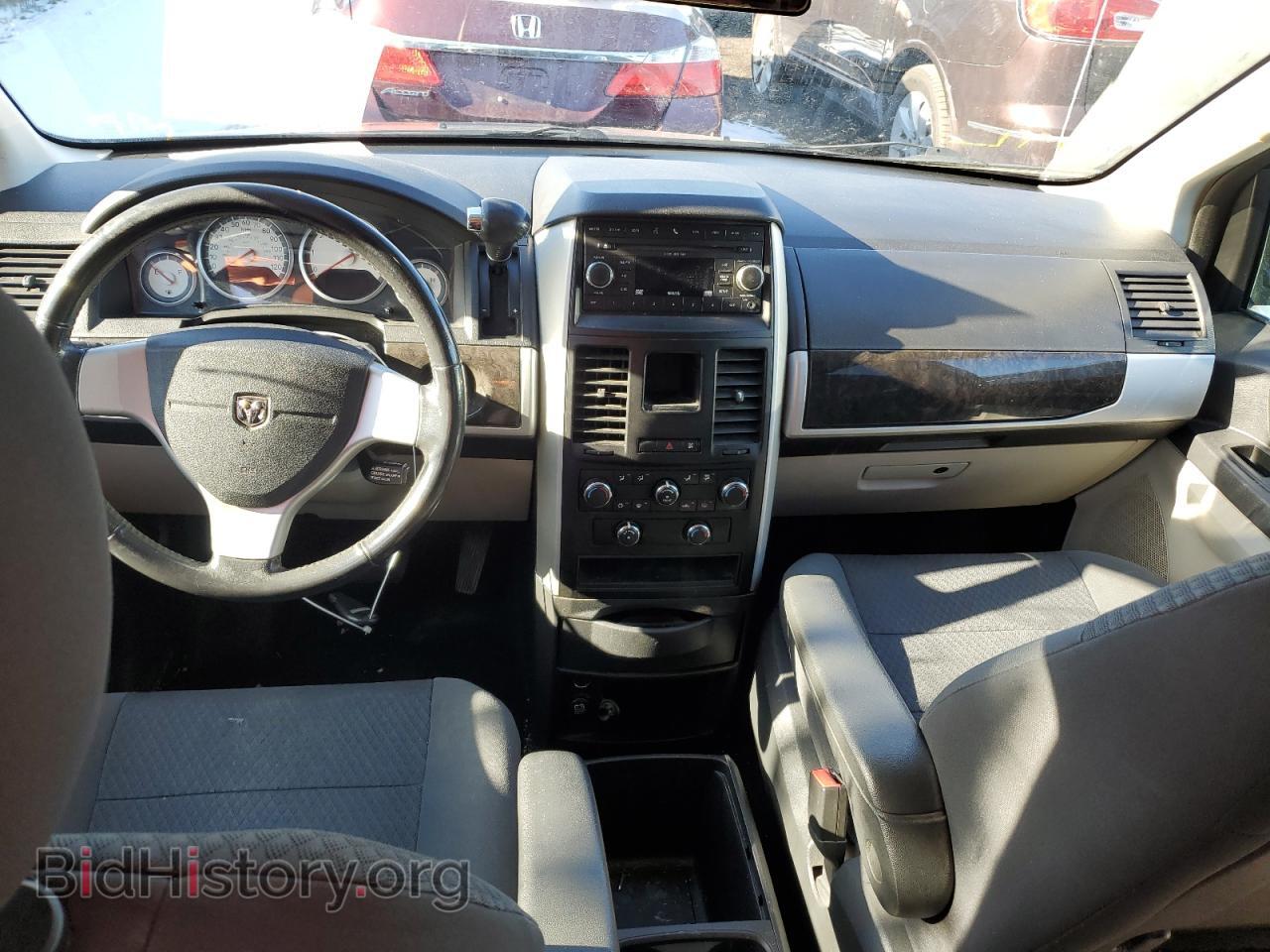 2010 DODGE CARAVAN - VIN: 2D4RN5D10AR261003 - Фото 8