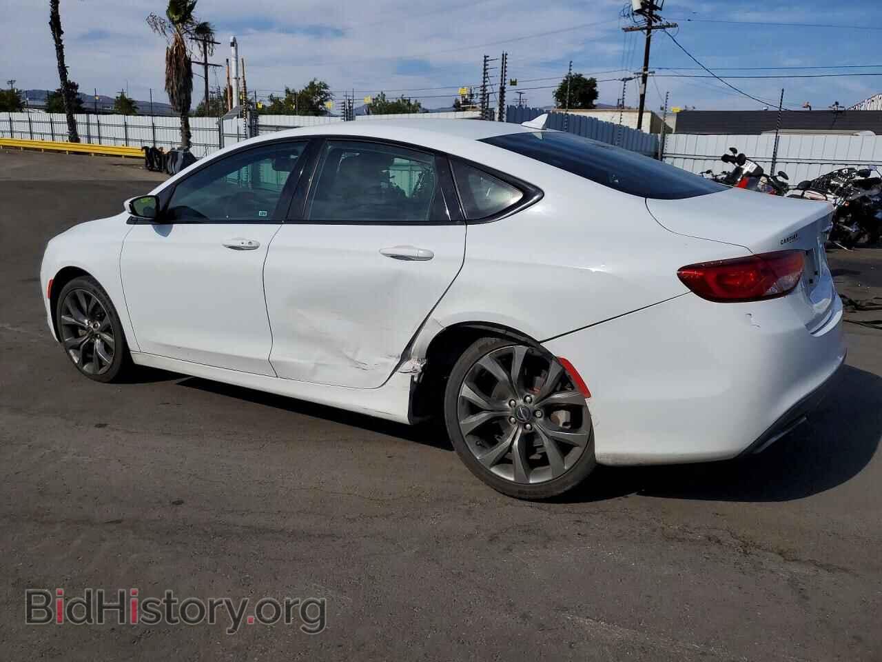 2016 CHRYSLER 200 - VIN: 1C3CCCBB5GN117403 - Photo 2